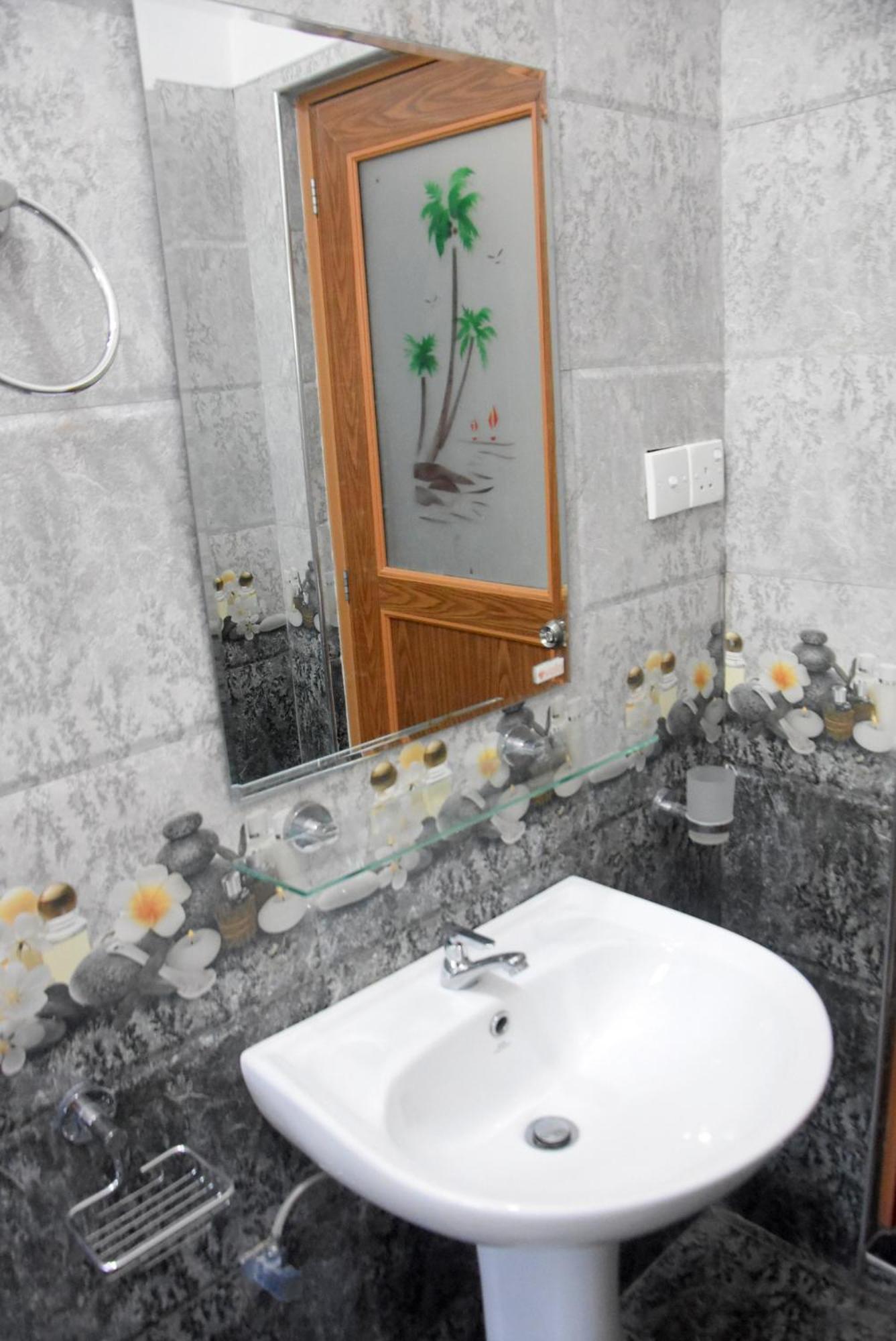 Silverline Guest House Анурадхапура Экстерьер фото