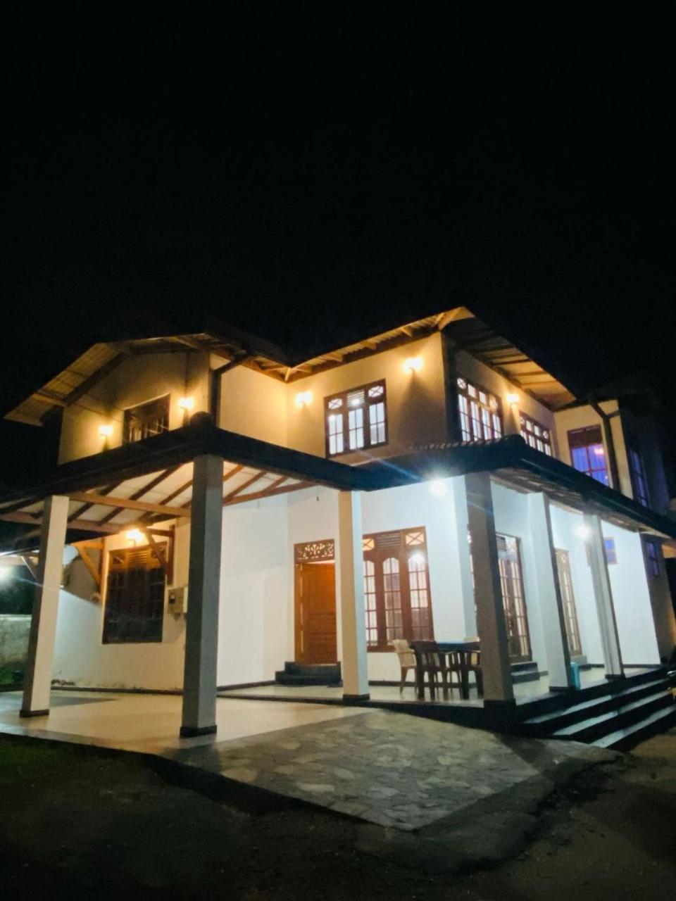 Silverline Guest House Анурадхапура Экстерьер фото