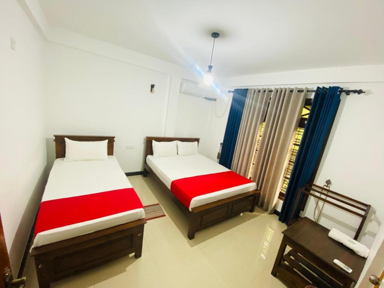 Silverline Guest House Анурадхапура Номер фото