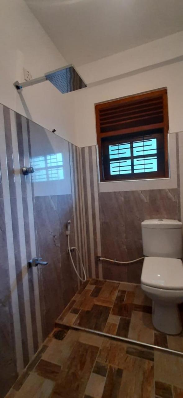 Silverline Guest House Анурадхапура Экстерьер фото